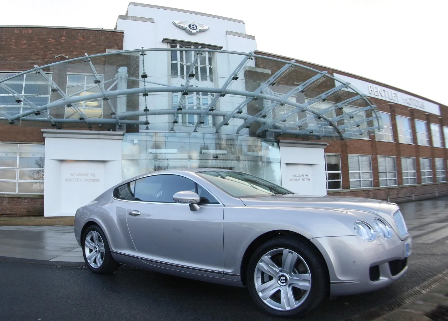 Bentley Continental. Иллюстративное фото.