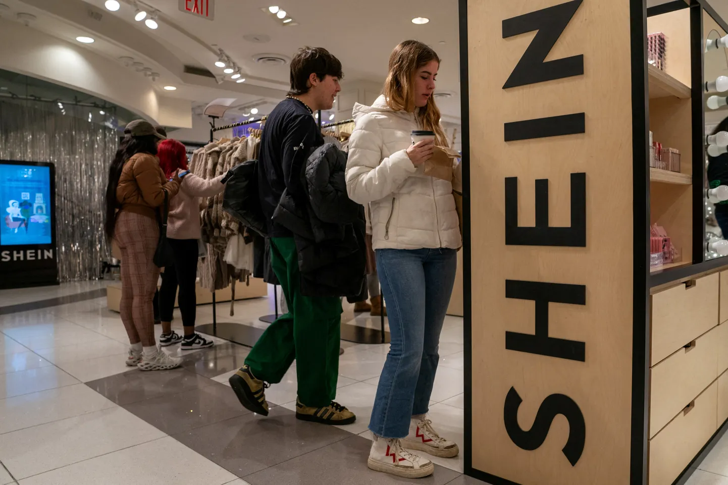 Sheini pop-up pood New Yorgis.