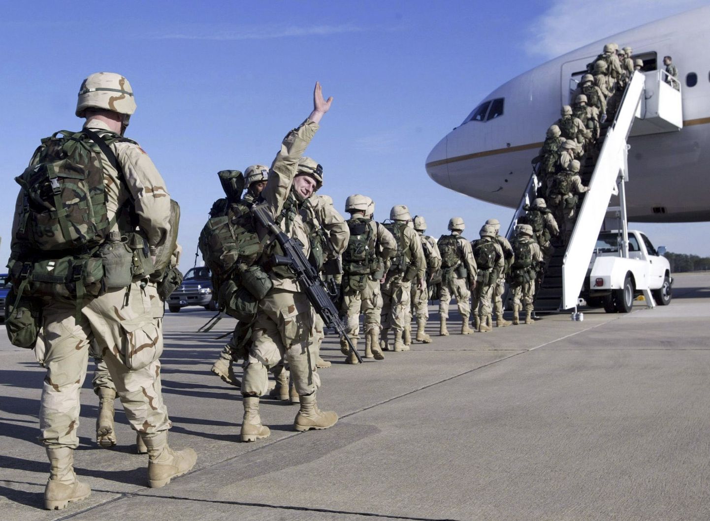 USA sõdurid teelt kodumaalt Fort Braggi baasist Kuveiti.