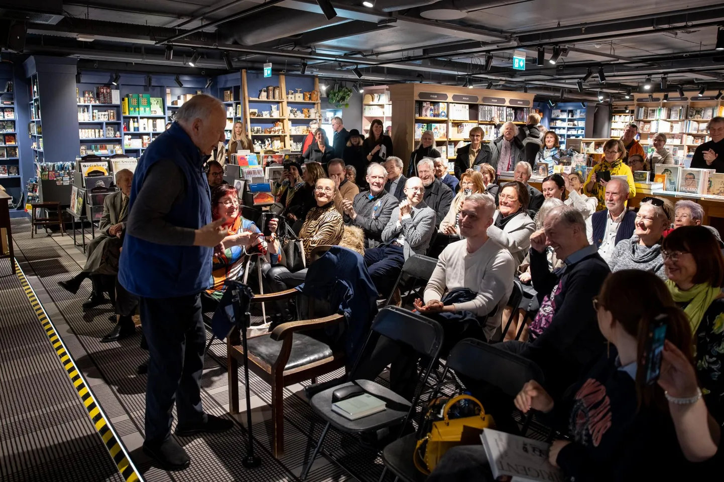 Neeme Järvi raamatu esitlusel 10. mail Tallinnas Rahva Raamatus.