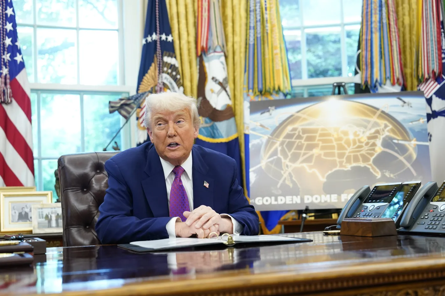 Donald Trump ei väsi - tolliähvardused lendavad paremale ja vasakule.