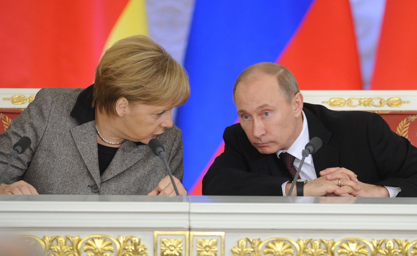 Angela Merkel ja Vladimir Putin kohtusid eelmisel nädalal Moskvas. Kantseler Merkel väljendas seal nõutust Pussy Rioti liikmetele määratud karistuse üle.