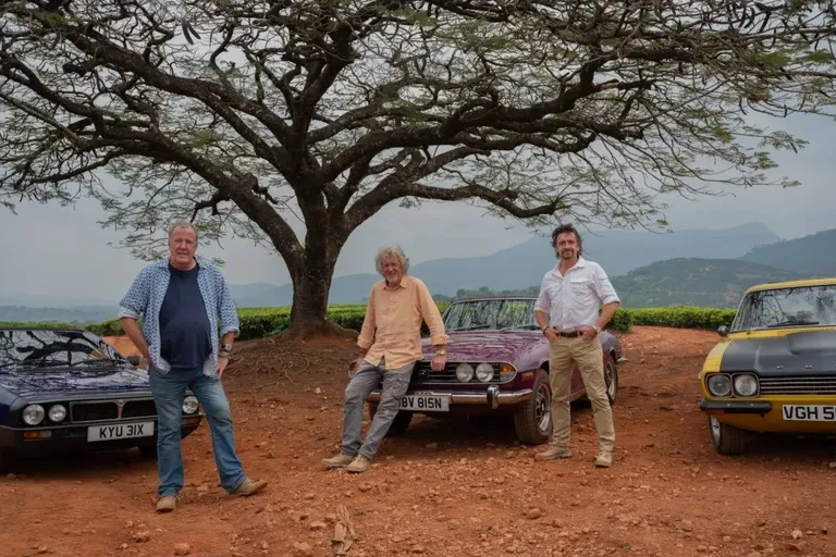 Populaarse reisisaate «The Grand Tour» viimases saates ühinevad Jeremy Clarkson, Richard Hammond ja James May viimaseks ühiseks reisiks ning sõidavad Zimbabwesse.