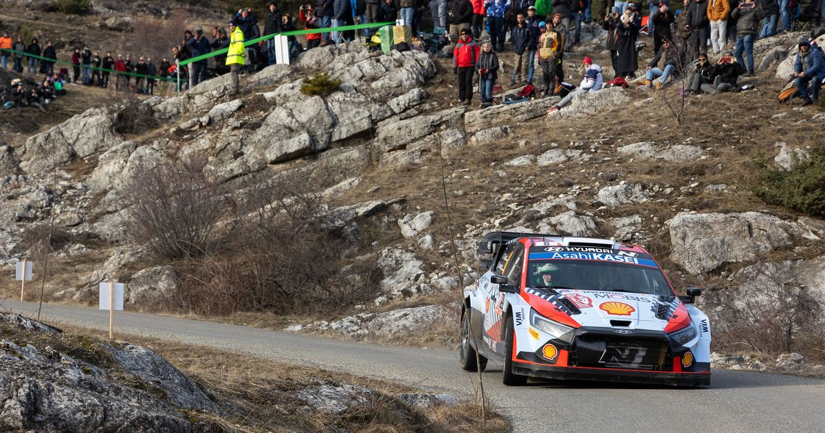 Toyota lõpetas reede kaksikjuhtimisega, Tänaku päev libises avakatsesse