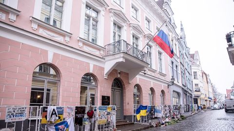 В посольстве РФ в Эстонии произошли очередные перестановки?