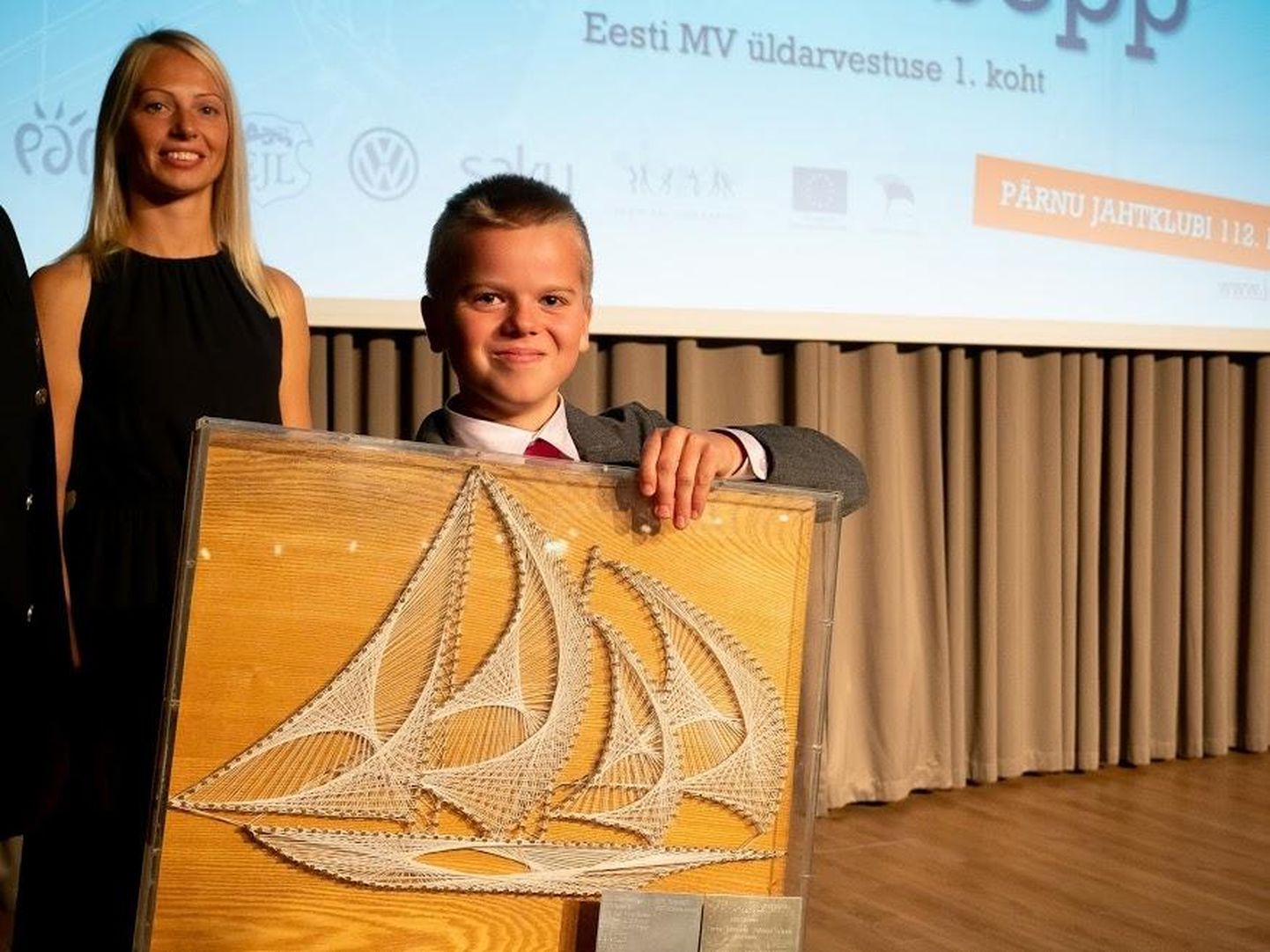 Poolas jääpurjetamise omaealiste maailma ja Euroopa kulla võitnud 12aastane Andrias Sepp ja treener Elise Umb tunnevad uhkust, et visa töö on hakanud vilja kandma.