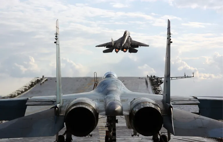 Admiral Kuznetsov tegevuses 2016. aastal.