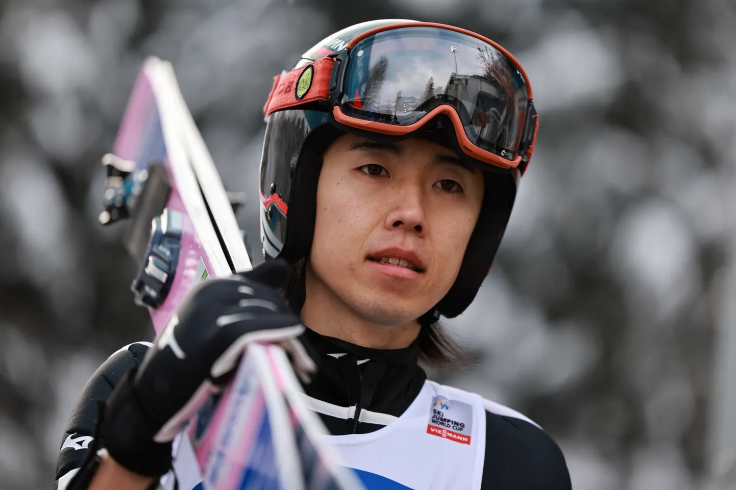 Naoki Nakamura selle hooaja nelja hüppemäe turnee viimasel, Bischofshofeni etapil.