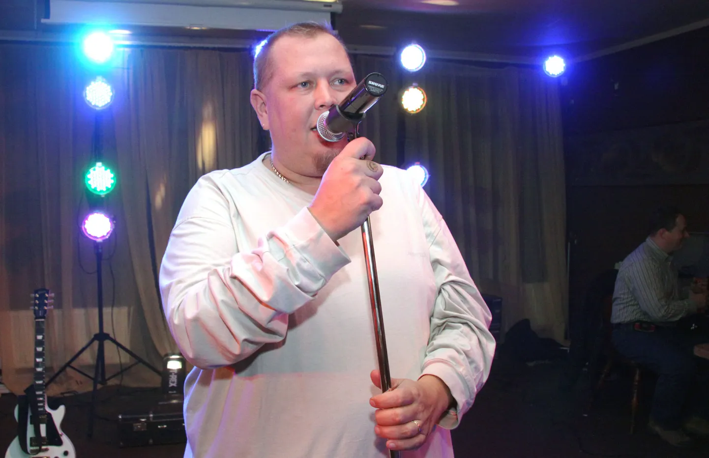 Hellad Velled kuursaalis.