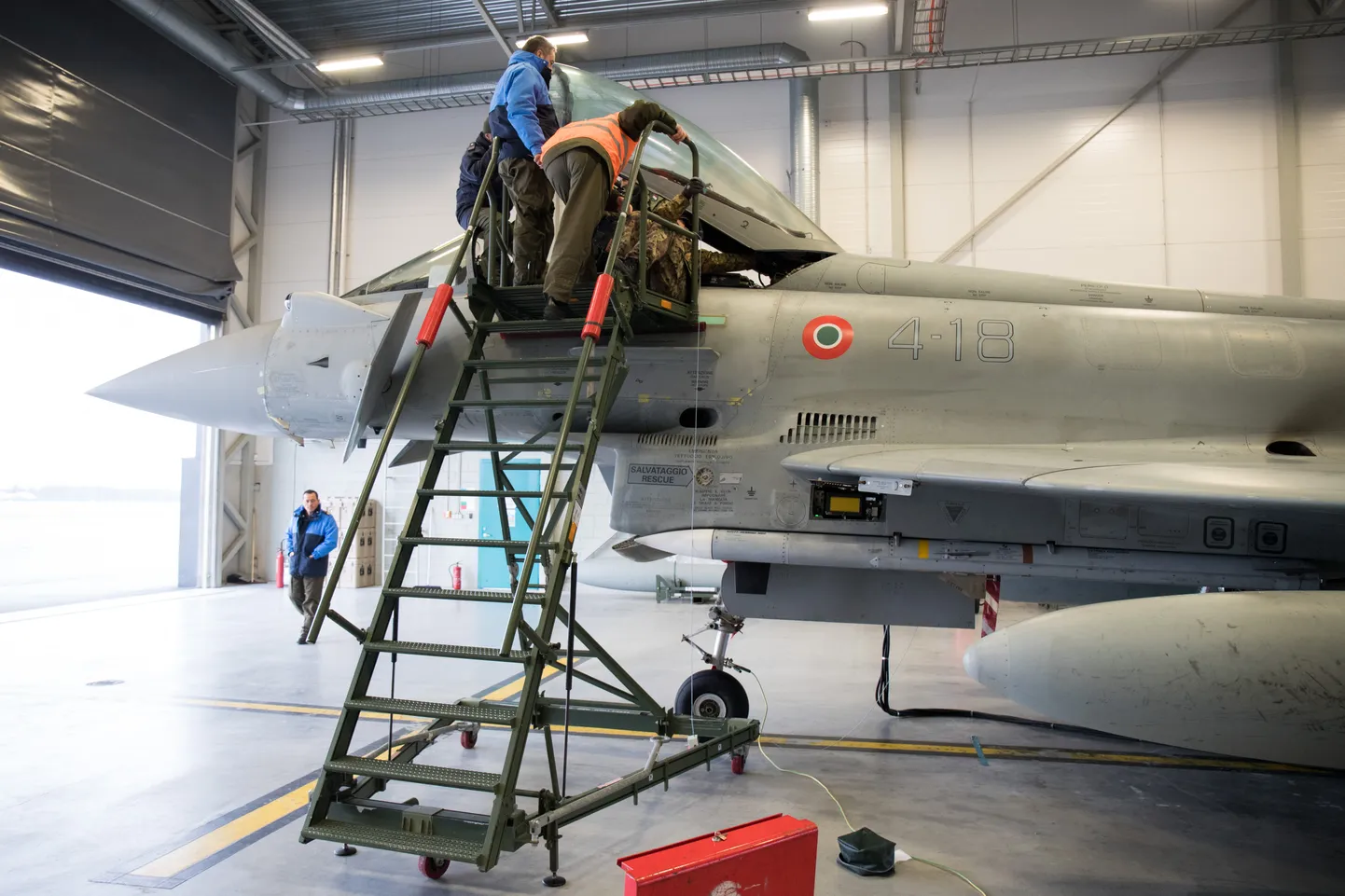 Itaallaste Eurofighteri hooldustööd.