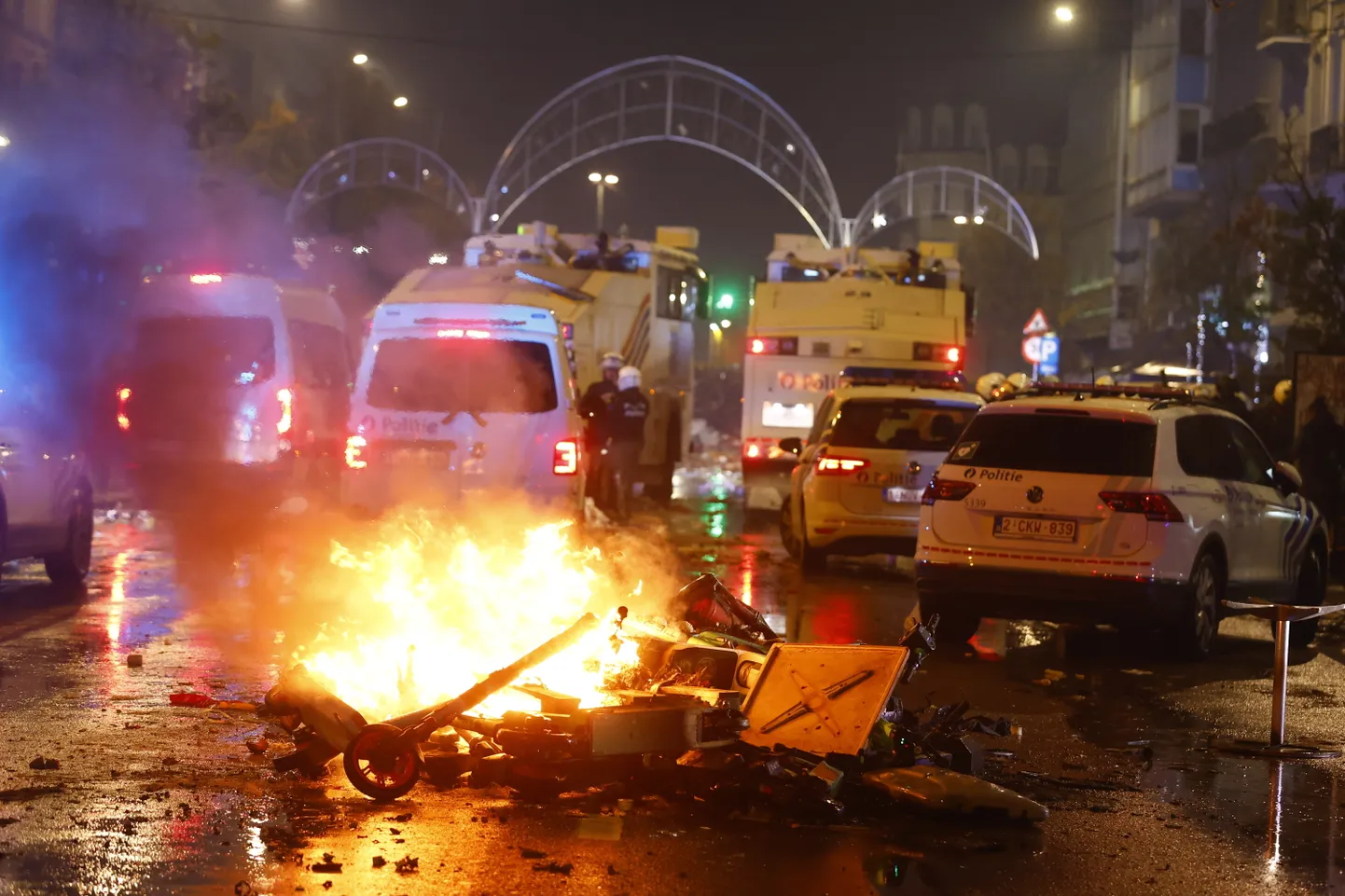 Vastasseis toimus Belgia märulipolitsei ja Maroko fännide vahel.