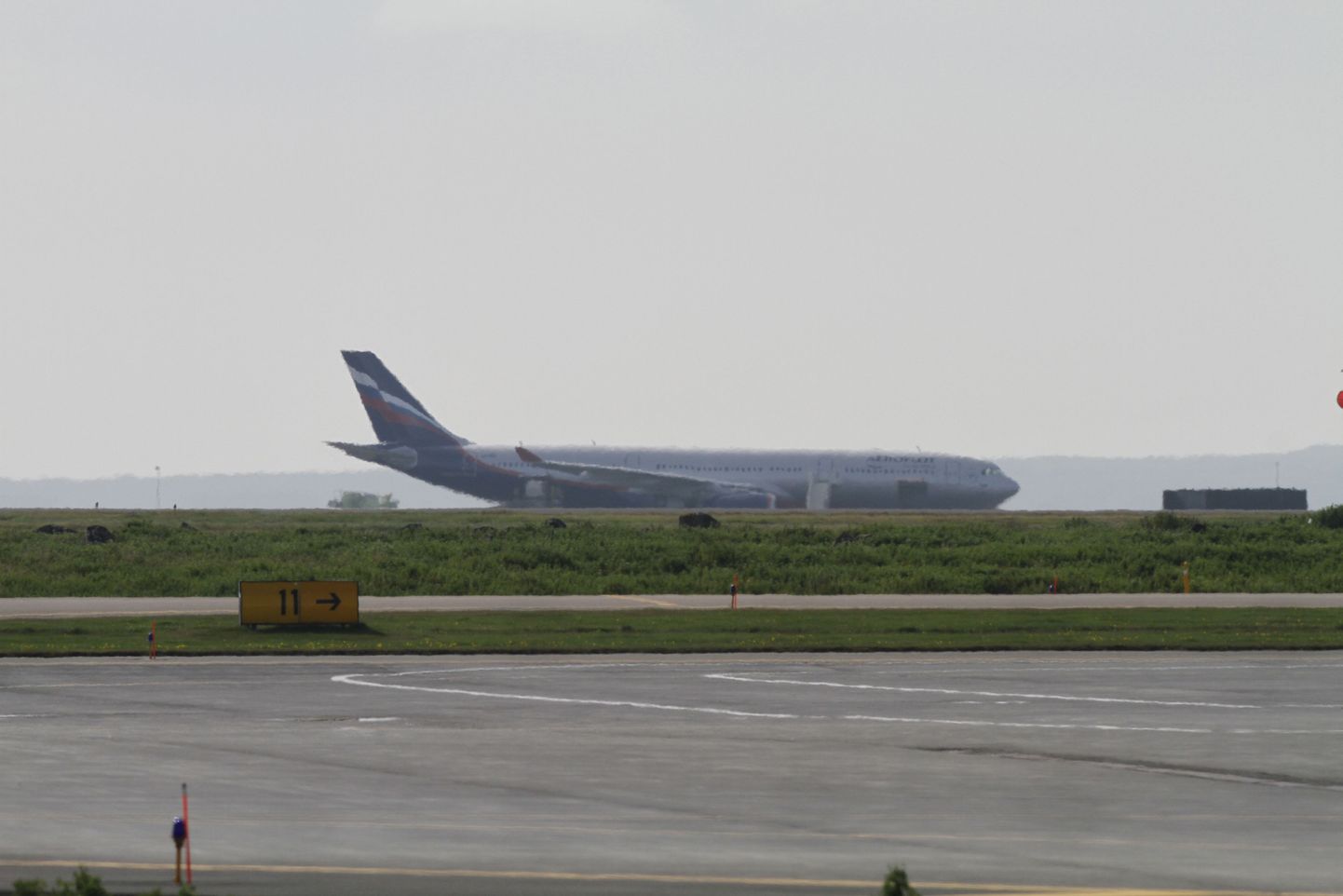 Aerofloti lennuk Keflaviki lennuväljal