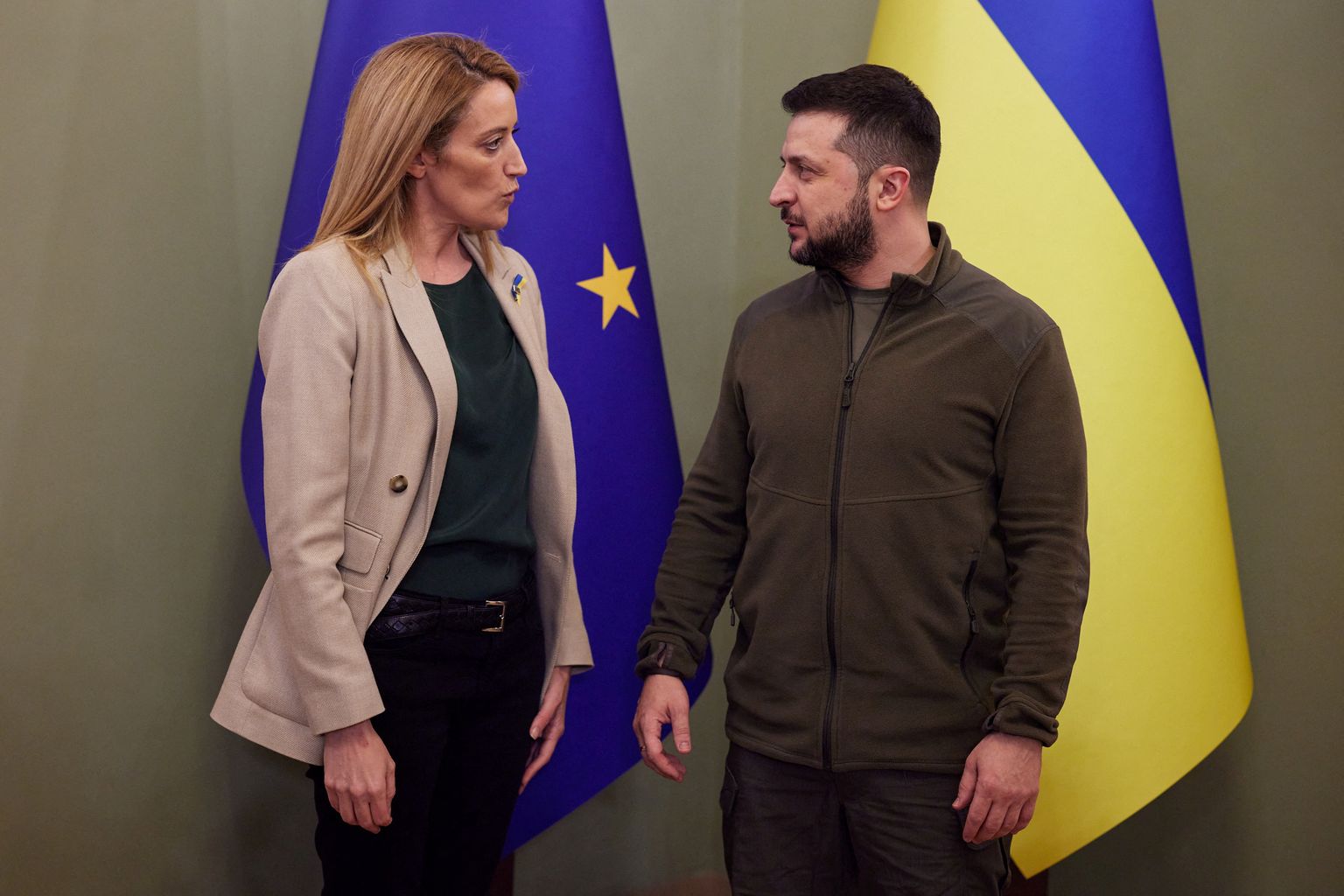 Euroopa Parlamendi president Roberta Metsola ja Ukraina riigipea Volodõmõr Zelenskõi eelmisel reedel Kiievis.