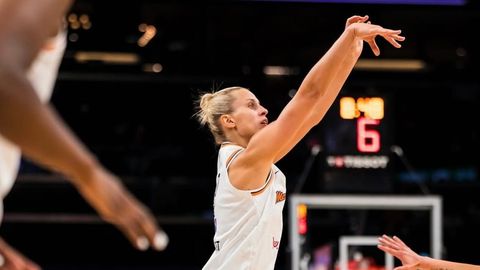 Laksai "Mercury" zaudējumā mazākais spēles laiks WNBA karjerā