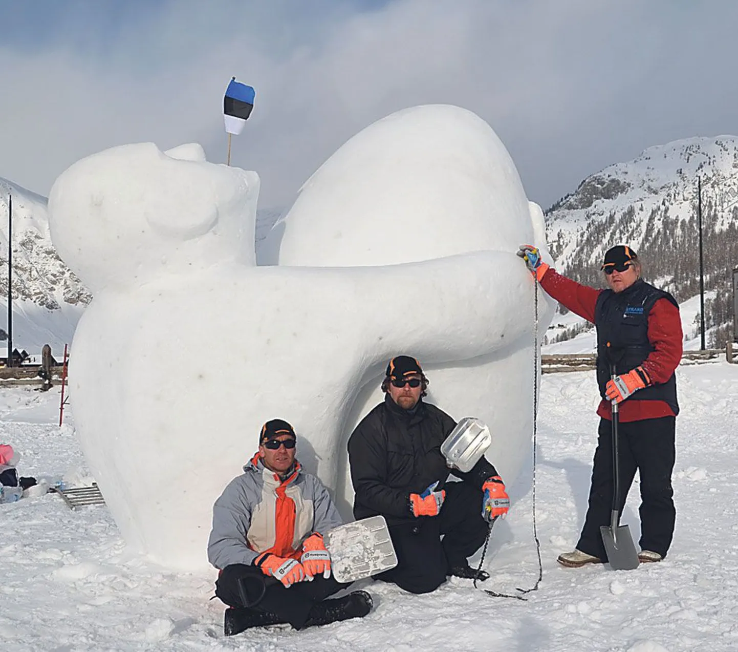 Pärnumaa meeste Rait Pärja, Üllar Kallau ja Toomas Miti töö meeldis Livigno rahvale kõige rohkem.