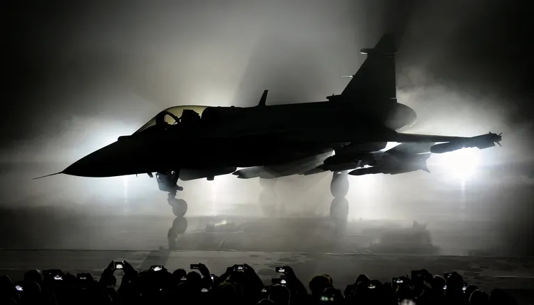 Uus Gripen E hävitaja.