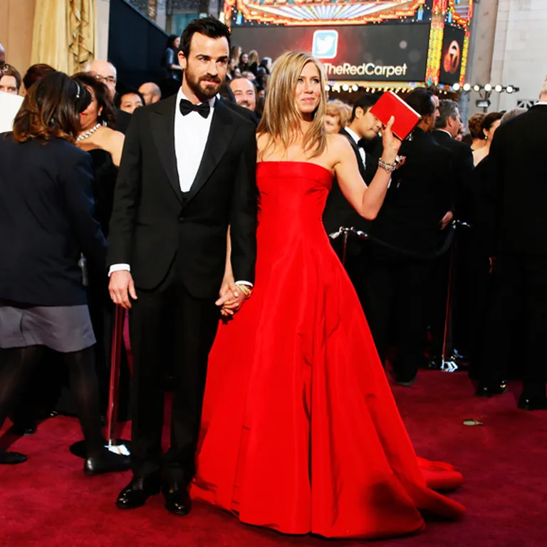 Anistone un Terū "Oskara" balvas pacenigšanas ceremonijā Holivudā 