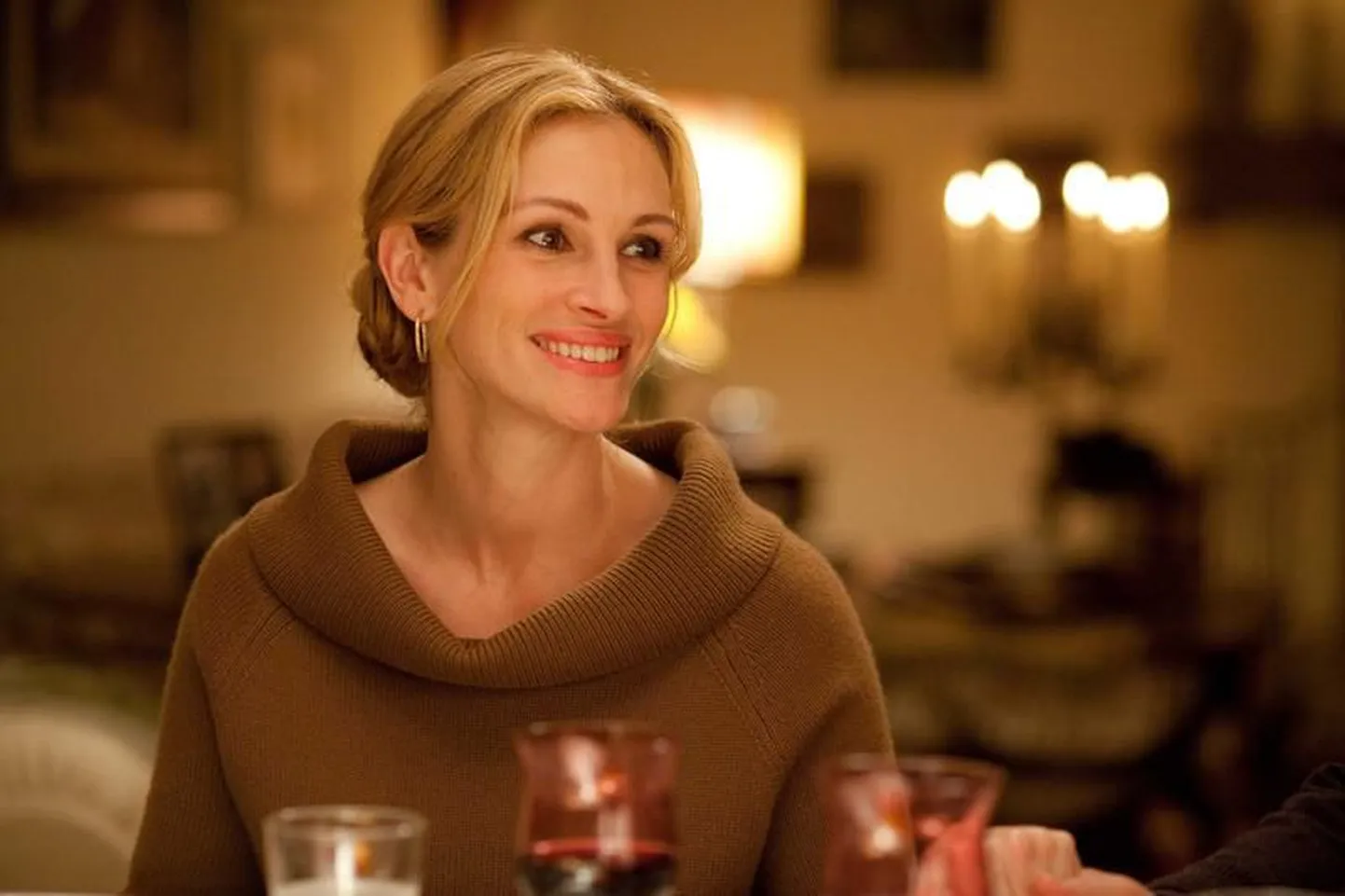 Julia Roberts Elizabeth Gilberti samanimelise bestselleri alusel vändatud  filmis "Söö palveta armasta".