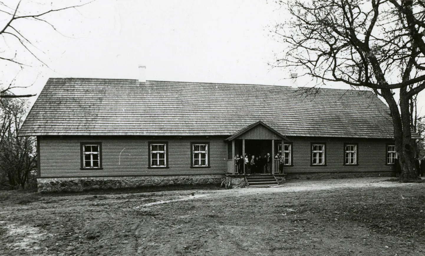 Vaade Palamuse kihelkonnakoolile, 1980ndad.