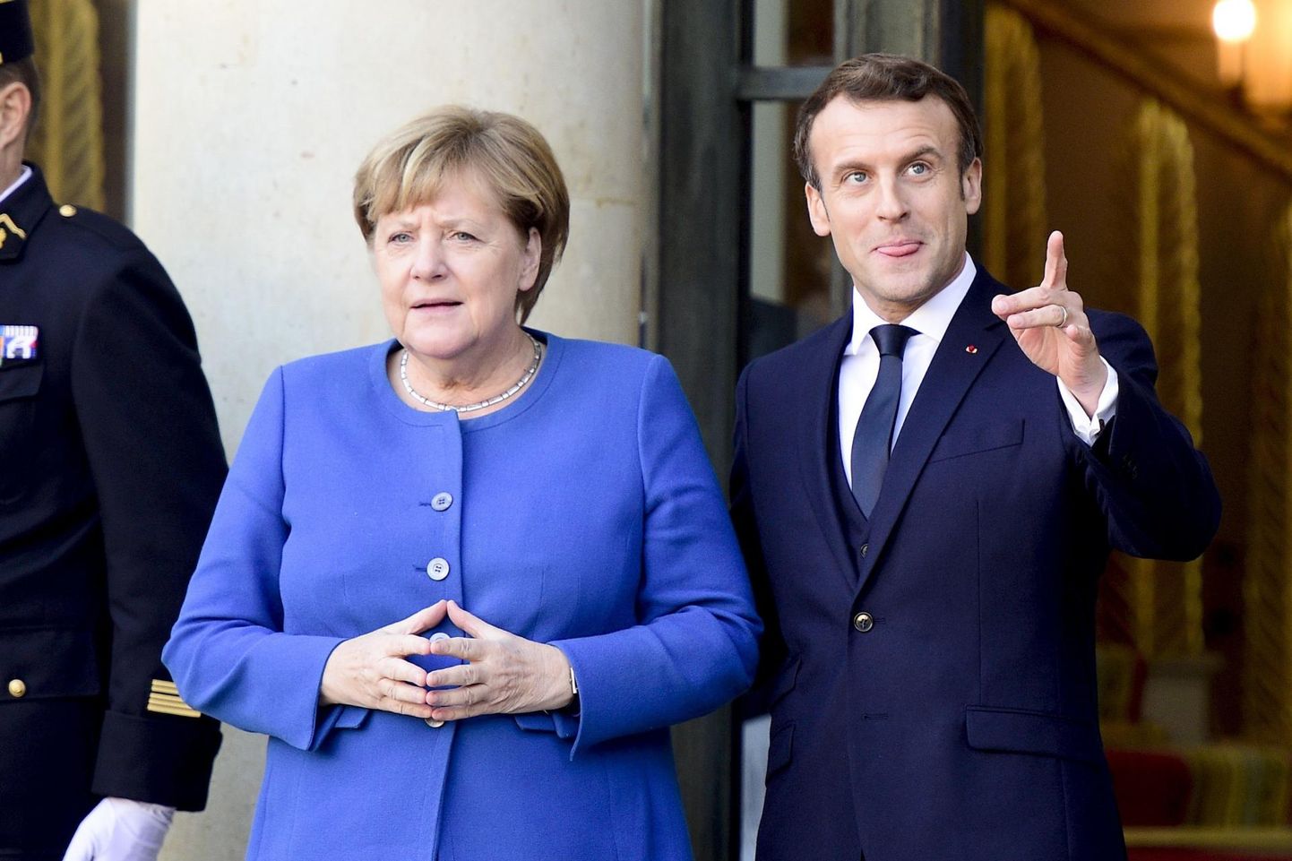 «Armastus tuli lõpuks tagasi. Prantsuse-Saksa mootor toimib jälle,» kirjutas Saksa ajaleht Die Zeit Angela Merkeli ja Emmanuel Macroni taaskäivitamisfondi ettepaneku kohta.