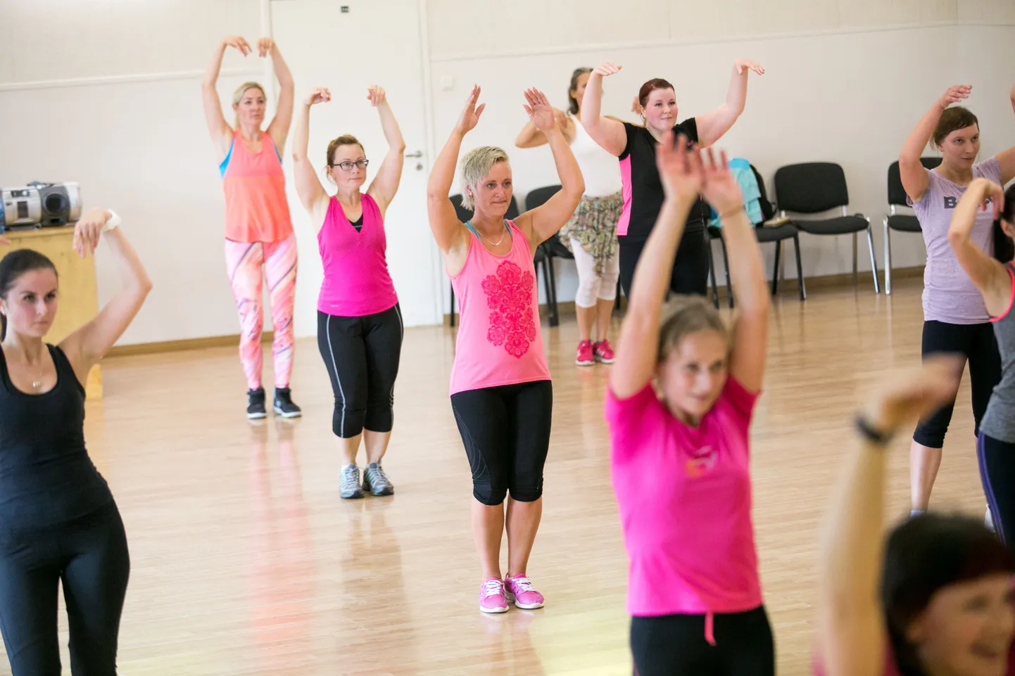 Heategevuslik Zumba festival  Paide ühisgümnaasiumi aulas