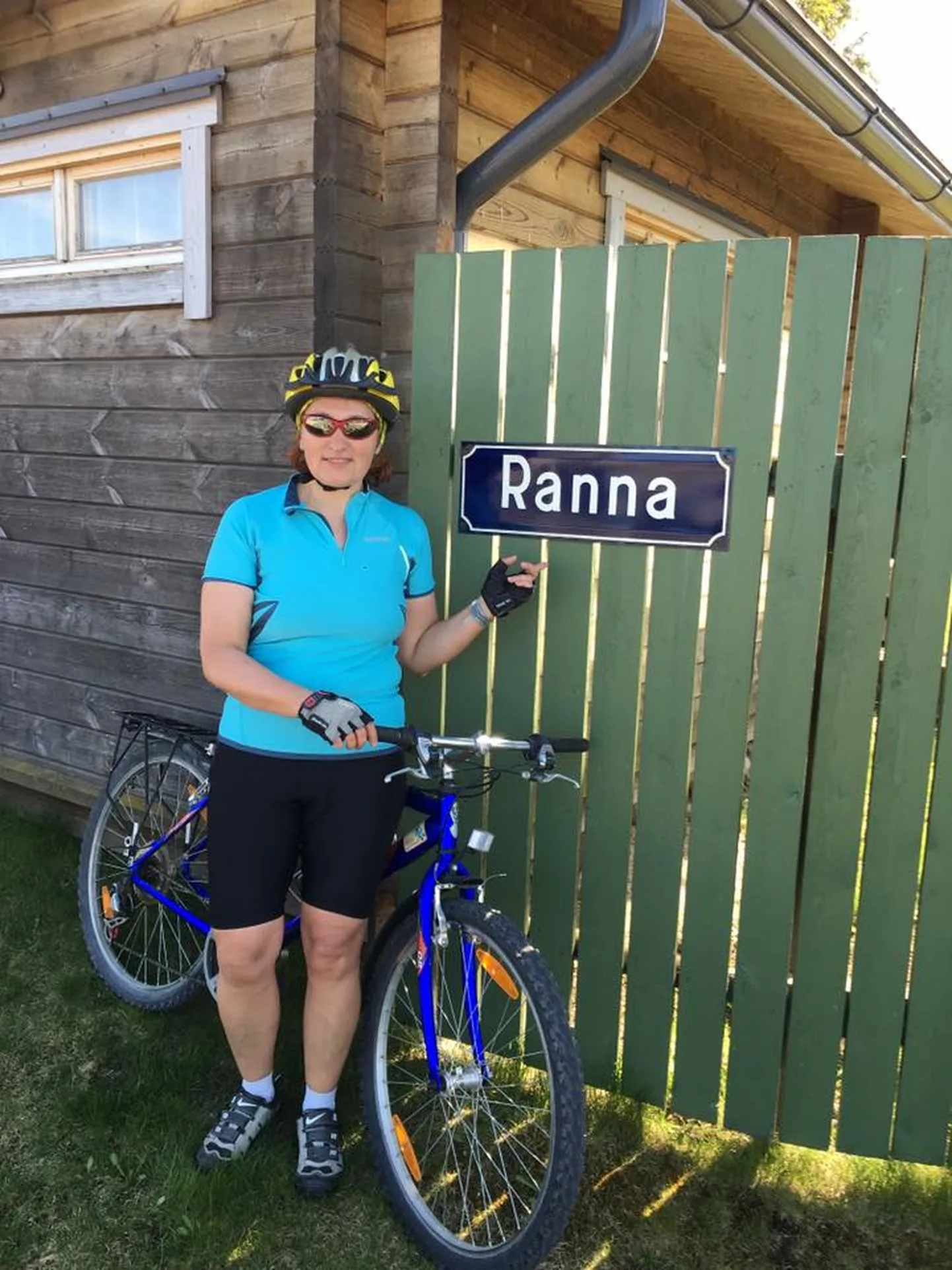 Jana Rand Ranna tänaval.