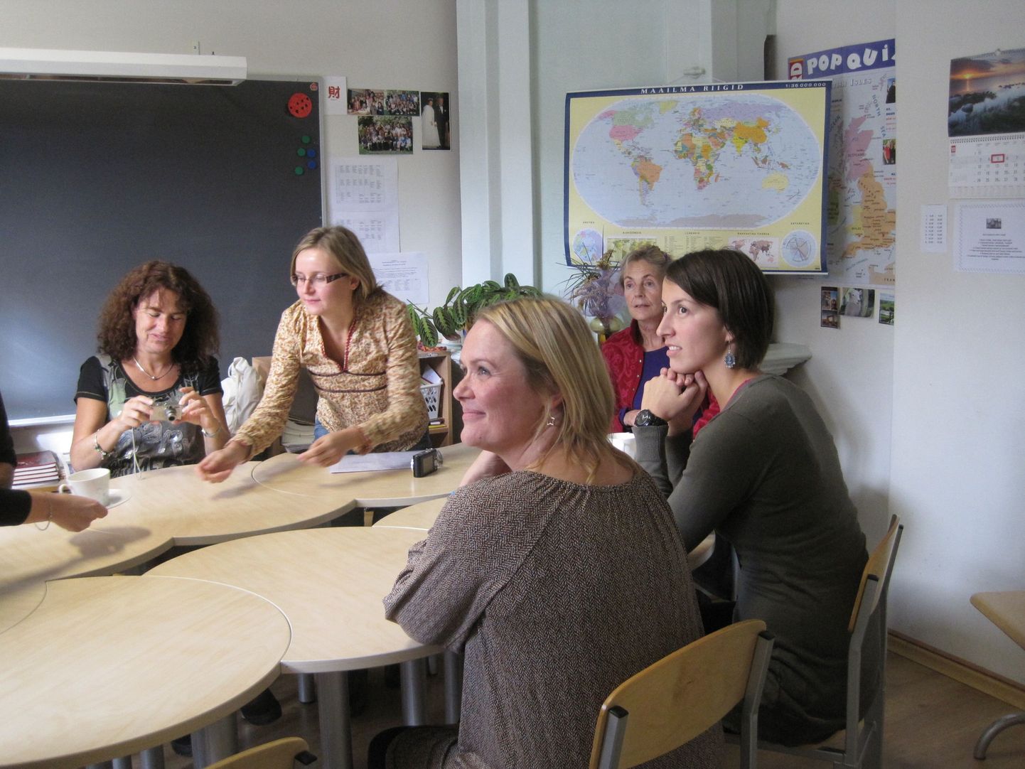 Taani karjäärinõustajad käisid Pärnu õppenõustamiskeskuses kogemusi vahetamas.