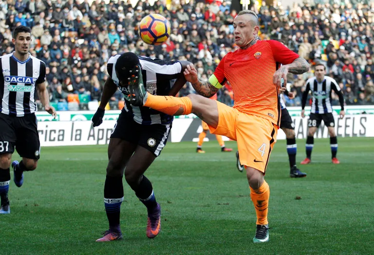 Radja Nainggolan tõi Romale tähtsa võidu. FOTO: REUTERS/Alessandro Garofalo/Scanpix