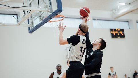 SUUR GALERII ⟩ Haljala võidukarikas rändas Keilasse, esiliiga stardib uuel nädalal