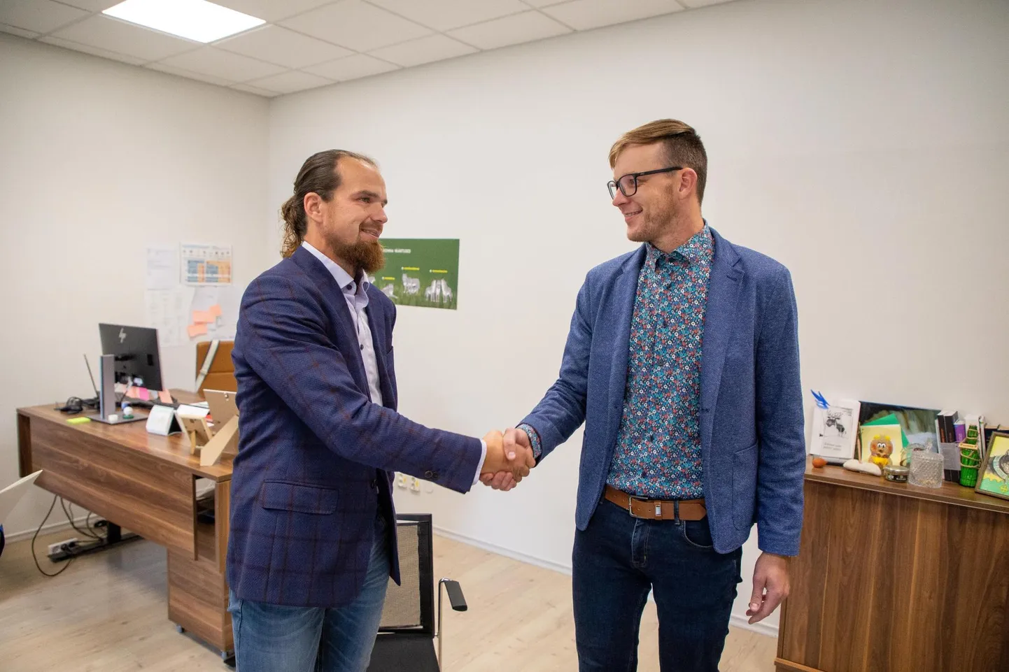 Aasta tagasi leppisid valimisliidu Järva Valla Heaks liider Arto Saar (vasakul) ja Reformierakonna kohalik liider Rait Pihelgas kokku, et aasta enne valimisi juhivad üheskoos valda nii, et Saar on vallavanem ja Pihelgas vallavolikogu esimees. Nüüd on usaldus meeste vahelt kadunud.