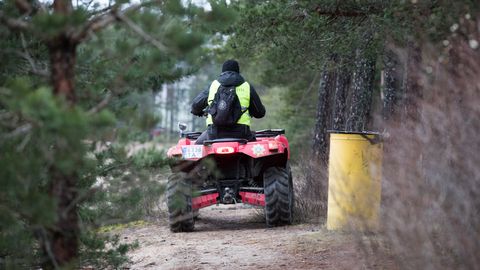 Juht põrutas ATVga kraavi, laps sai viga