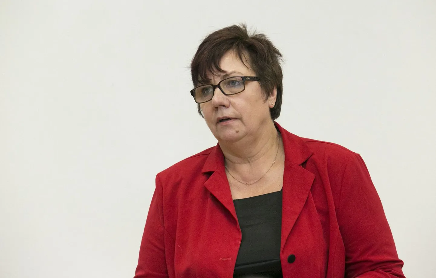 Enne Viljandi valla juhiks saamist oli Ene Saar Paistu vallavanem.