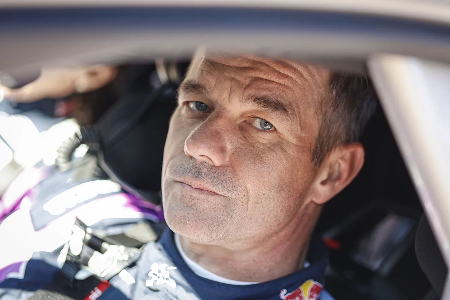 Sébastien Loeb on tänavu osalenud ühel autoralli MM-etapil. Ta võitis Monte Carlos toimunud avavõistluse.