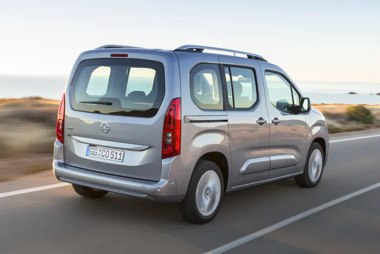 Opel Combot pakutakse esmalt lühikese viiekohalise mahtuniversaalina Combo Life.