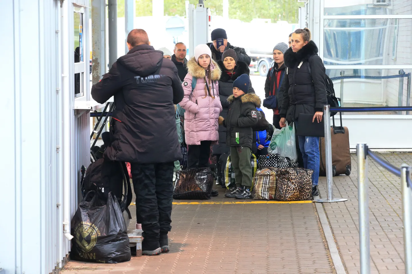 Ukraina sõjapõgenikud Eesti piiril