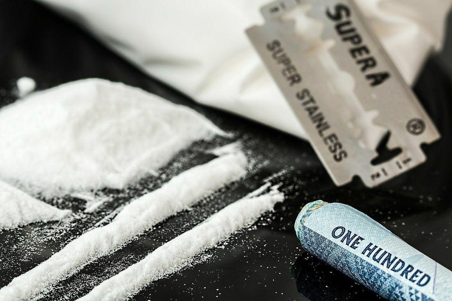 Kokaiini muutumatuna püsiv hind on selle aine teinud kättesaadavaks pea kõigile ühiskonnakihtidele.