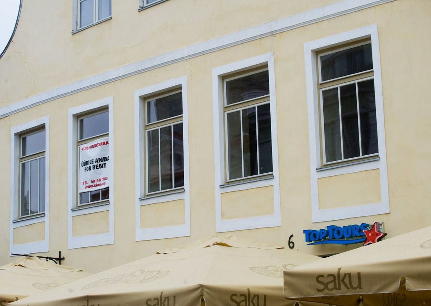 Toptoursi kontor Tallinna vanalinnas Vana-Viru tänaval on suletud alates reede õhtust.