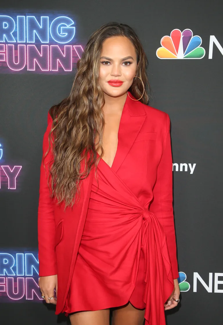 Chrissy Teigen juunis 2019