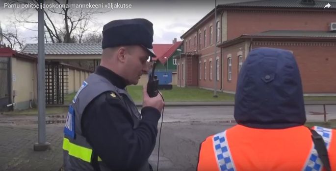 (ВИДЕО) В соцсетях появилось видео с полицейским, ведущим себя недостойно, реакция полиции