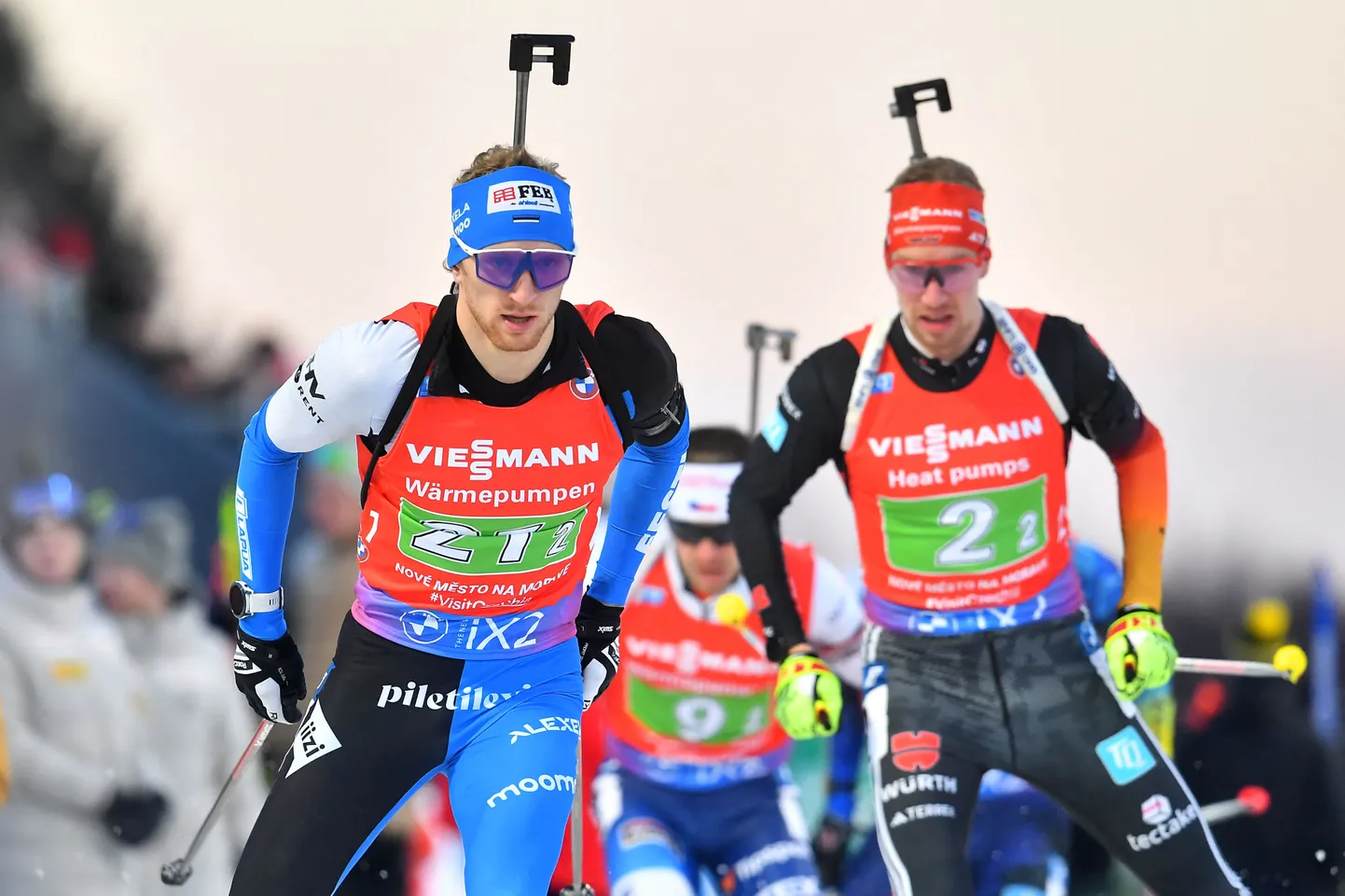 Eesti teist vahetust sõitnud Kristo Siimer (vasakul), kes sai rajale minna esikohal.