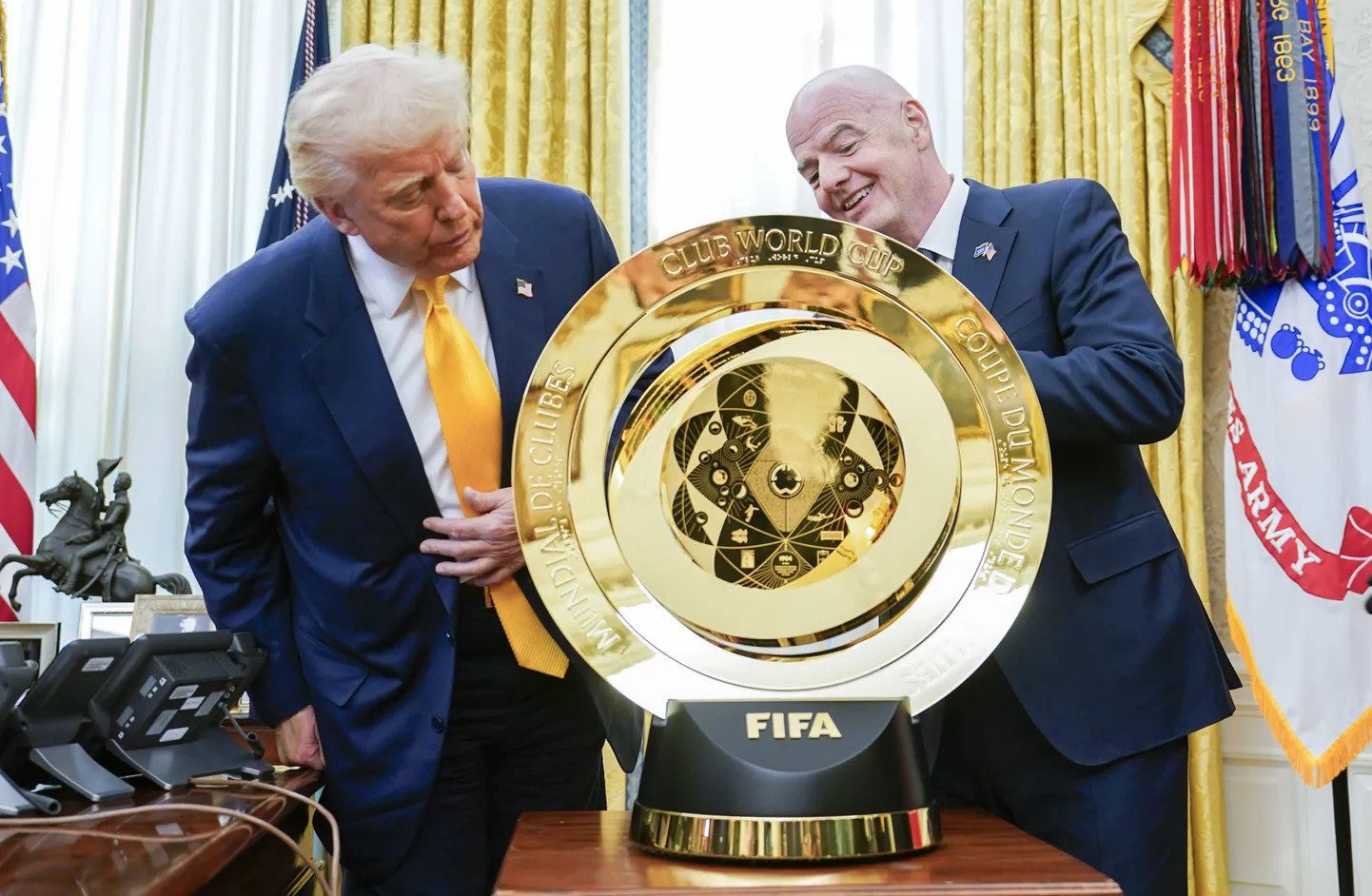 Дональд Трамп и Джанни Инфантино.