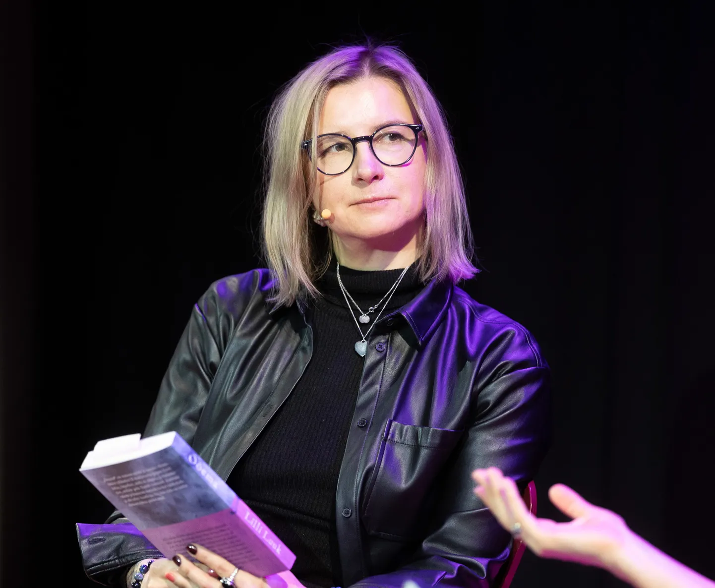 Kirjanik Lilli Luuk.