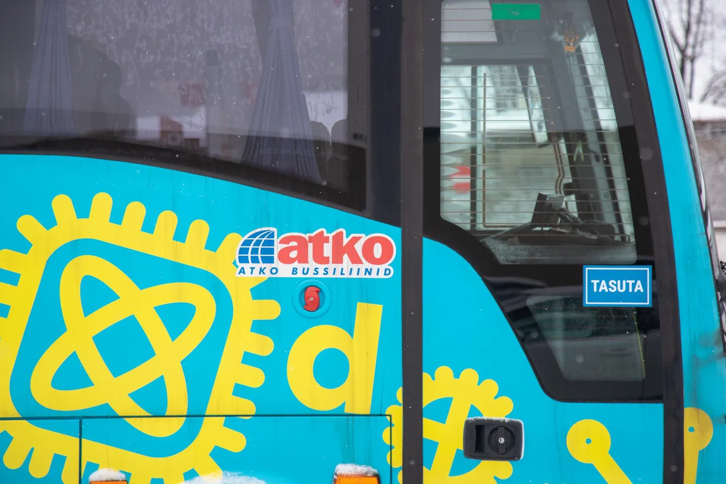 Atko buss Viljandi bussijaamas.
