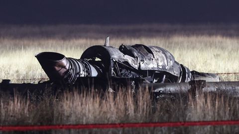 Gruzijā nogāzusies Turcijas armijas lidmašīna ar 20 cilvēkiem