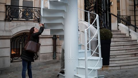 Eiffeli torni originaalne trepijupp on nüüd müügil