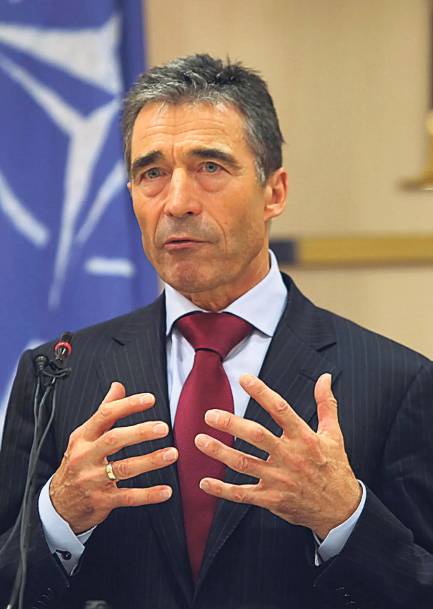 Anders Fogh Rasmussen kuulutas üleeile NATO missiooni Liibüas lõppenuks.