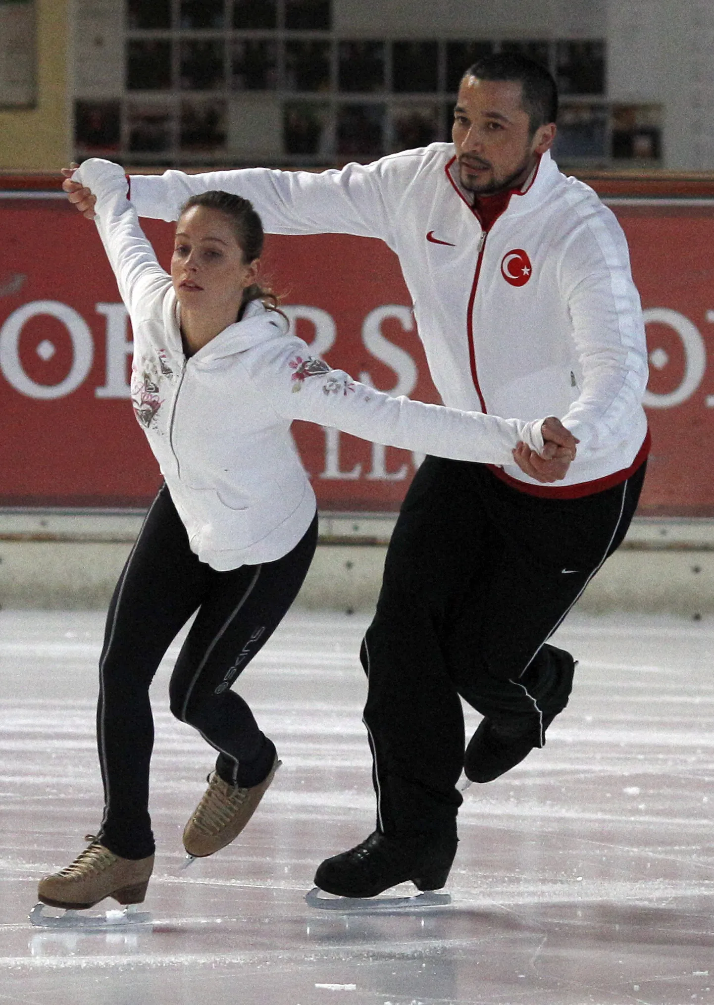 Ilhan Mansiz ja Olga Bestandigova treeningul.