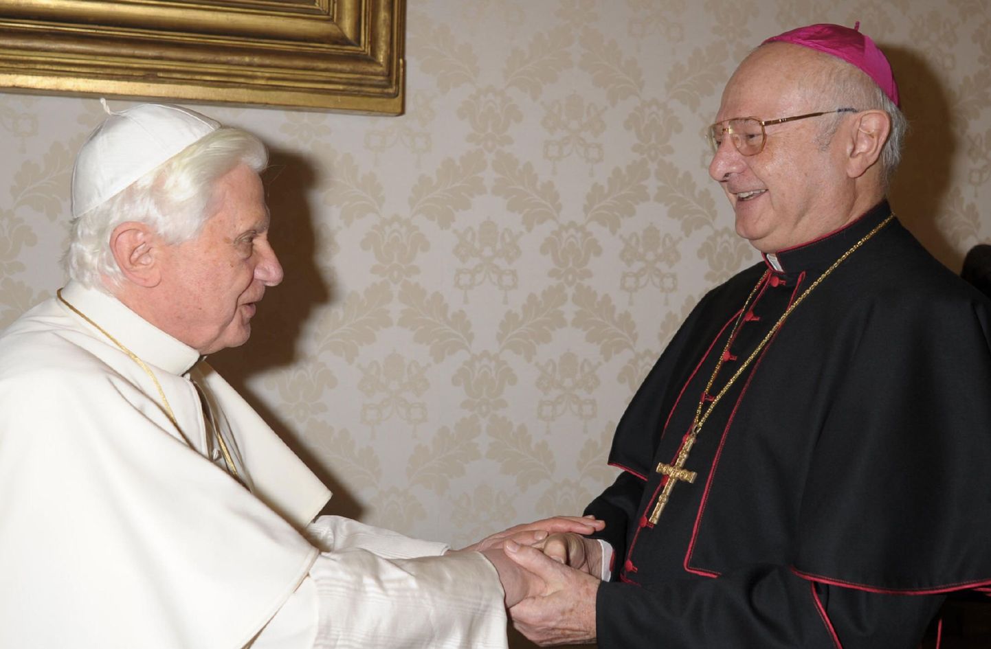 Paavst Benedictus XVI ja Freiburgi peapiiskop Robert Zollitsch.