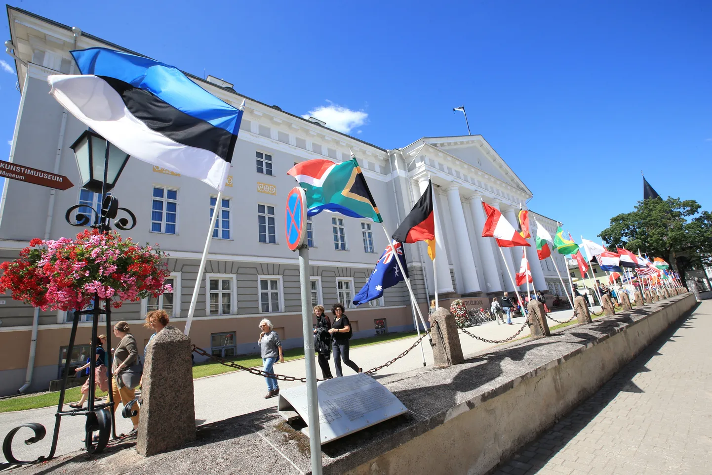 Tartu ülikooli peahoone.