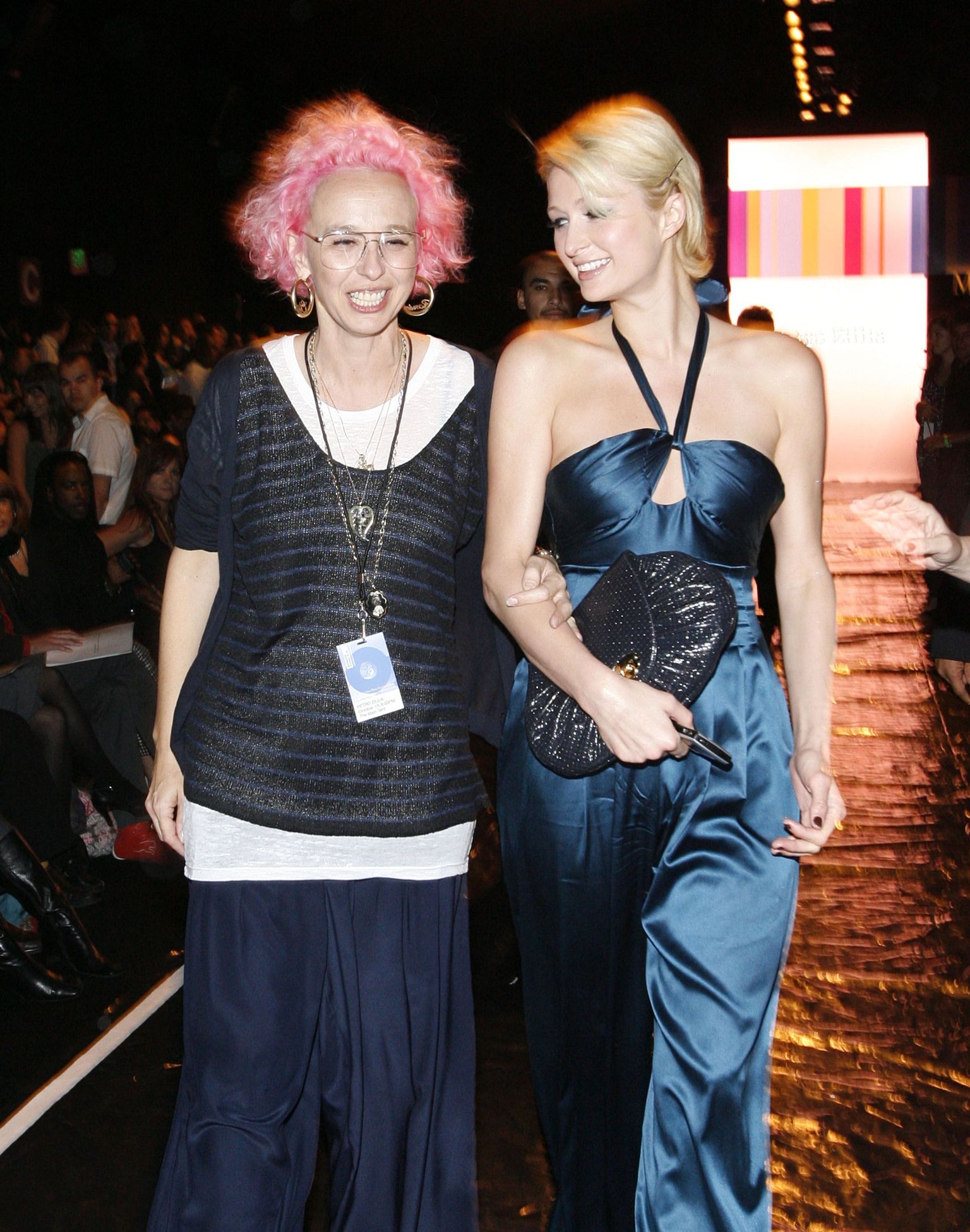 Nony Tochterman ja Paris Hilton Petro Zillia kevad 2008 moedemonstratsioonil